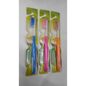 ESCOVA DENTE ADULTO C/CAPA 9438 FRESH